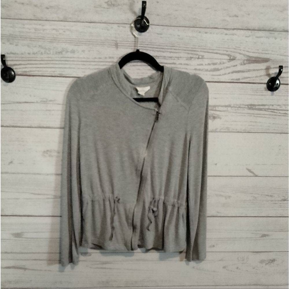 Loft:  women's sweater/shirt